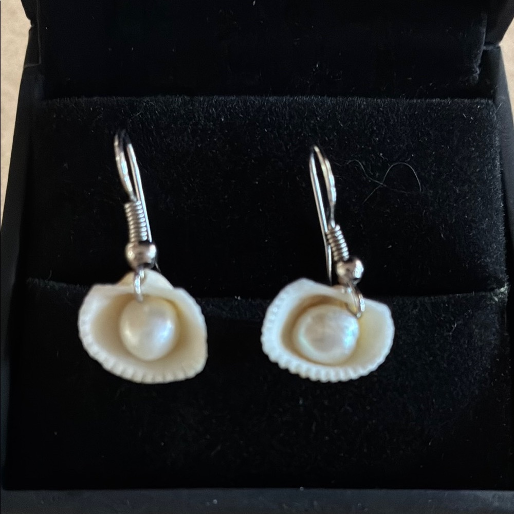 Elegant White Shell Earrings